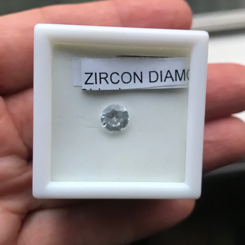 15 Ct 65 Mm Round White Zircon